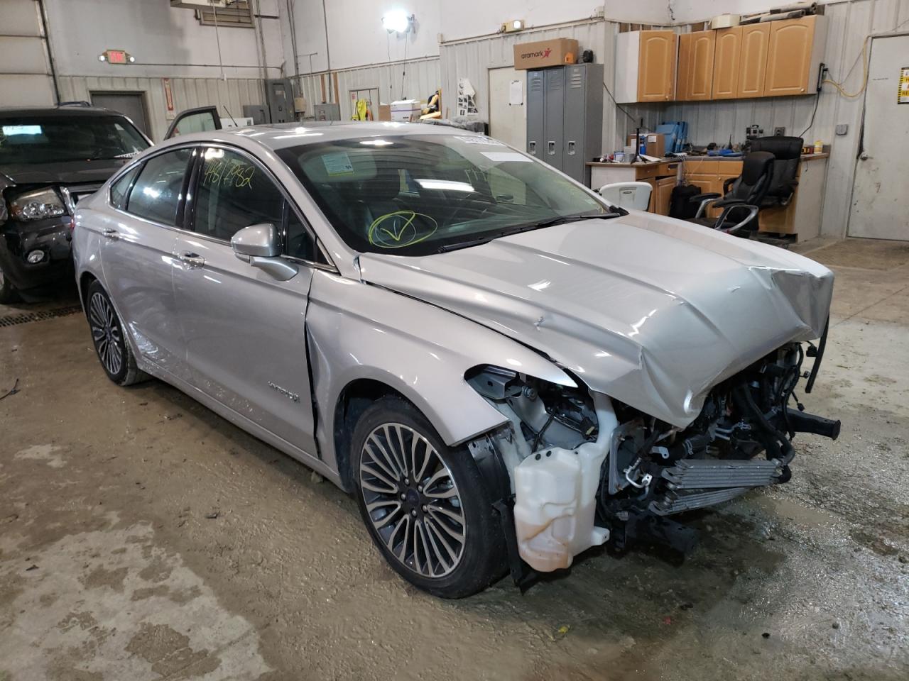 FORD FUSION TIT 2017 with VIN 3FA6P0RU0HR368840 - Photo from auction