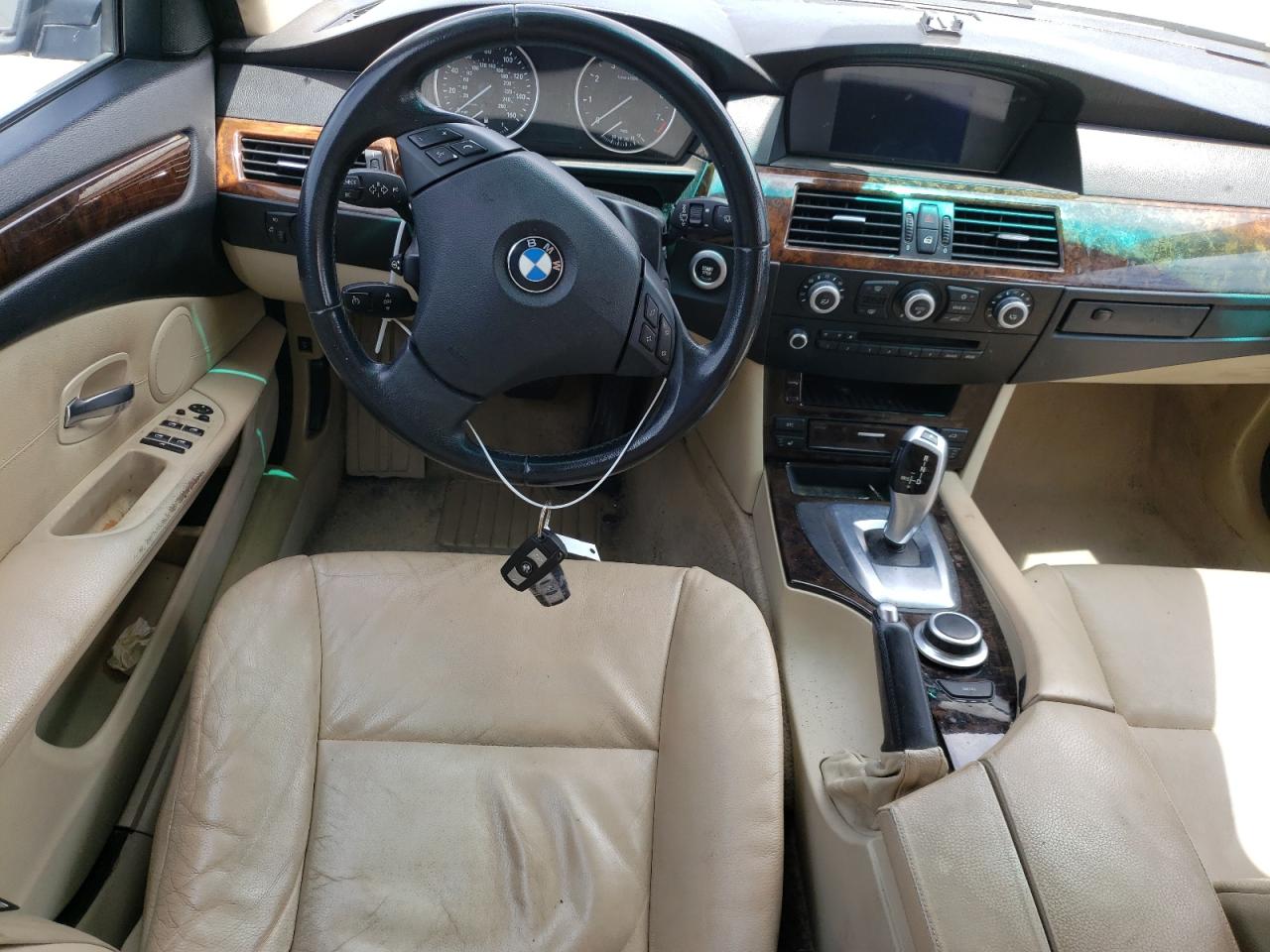 Photo 9 from auction – 2008 BMW 528 I with VIN WBANU53538CT06910