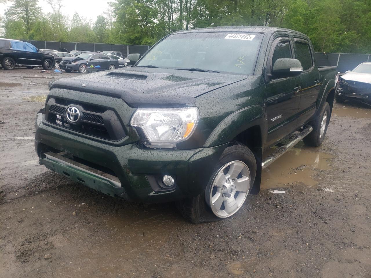 Photo 2 from auction – 2013 TOYOTA TACOMA DOU with VIN 3TMLU4EN8DM107166