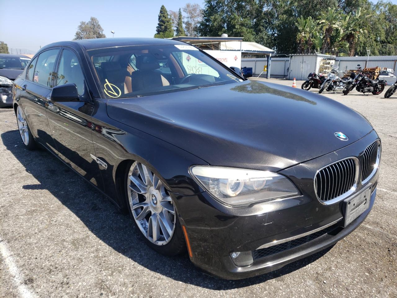 BMW 750 LI 2012 with VIN WBAKB8C54CDX20887 - Photo from auction