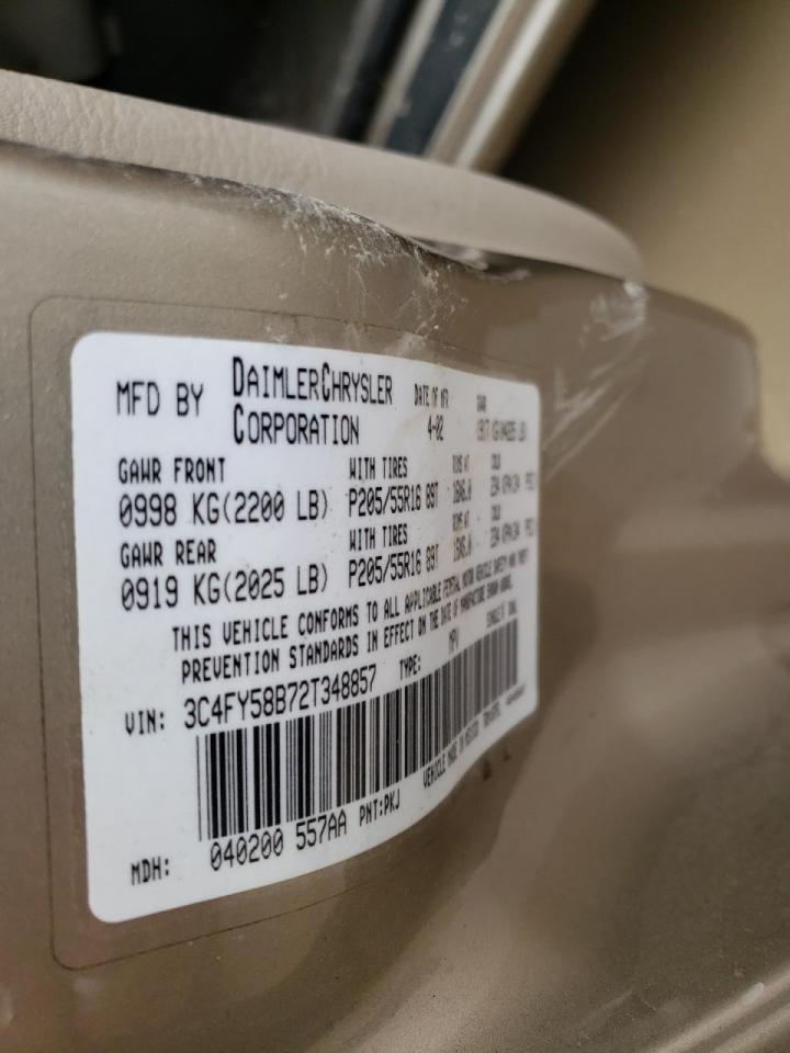 Photo 10 from auction – 2002 CHRYSLER PT CRUISER with VIN 3C4FY58B72T348857