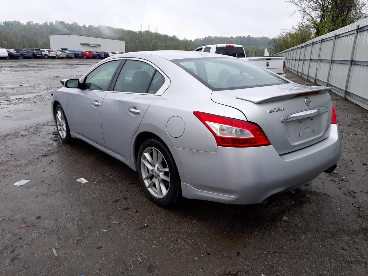 Photo 3 from auction – 2010 NISSAN MAXIMA S with VIN 1N4AA5AP4AC867076