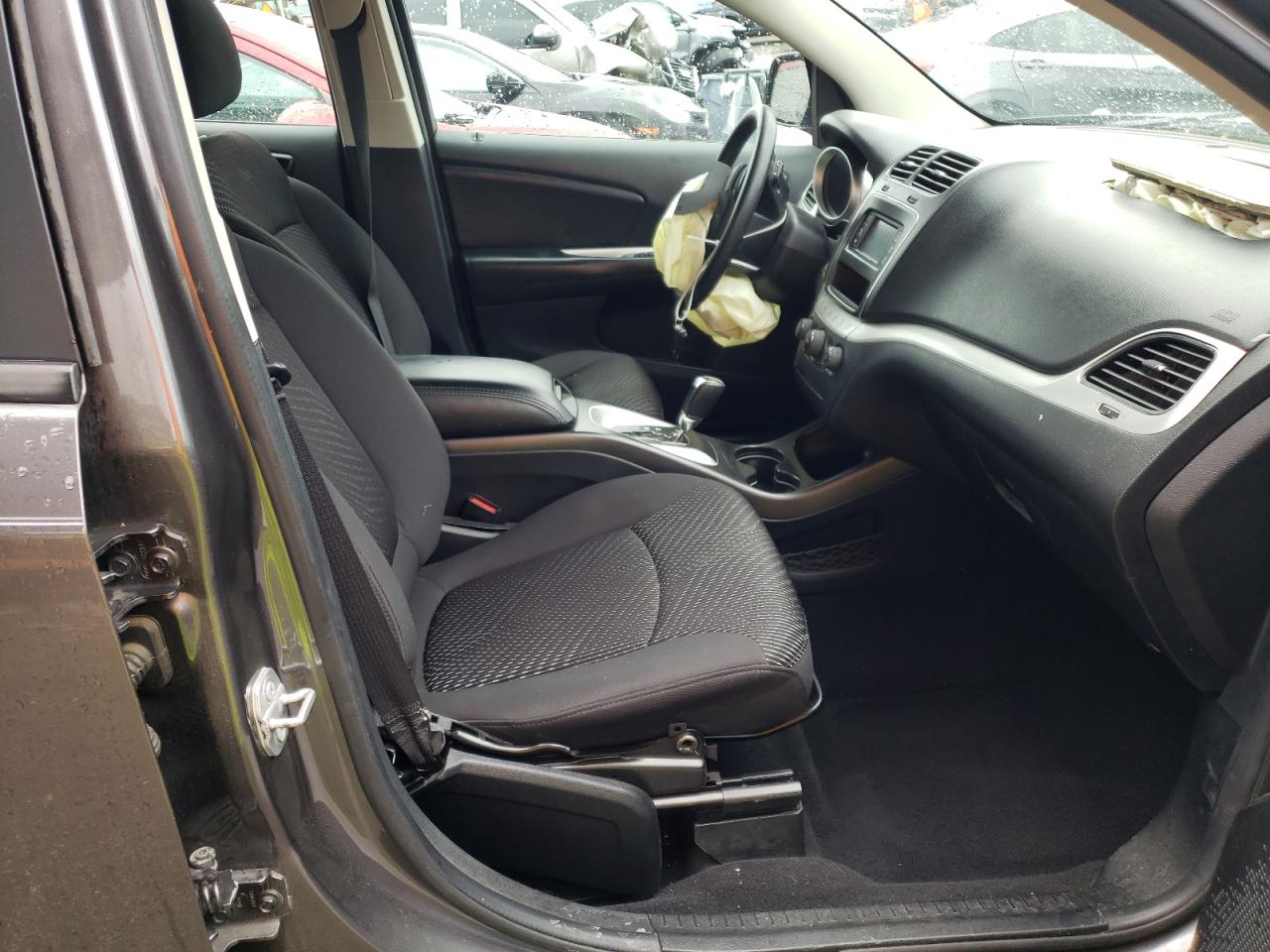 Фото 5 с аукциона – 2015 DODGE JOURNEY SE с VIN 3C4PDCAB4FT510755