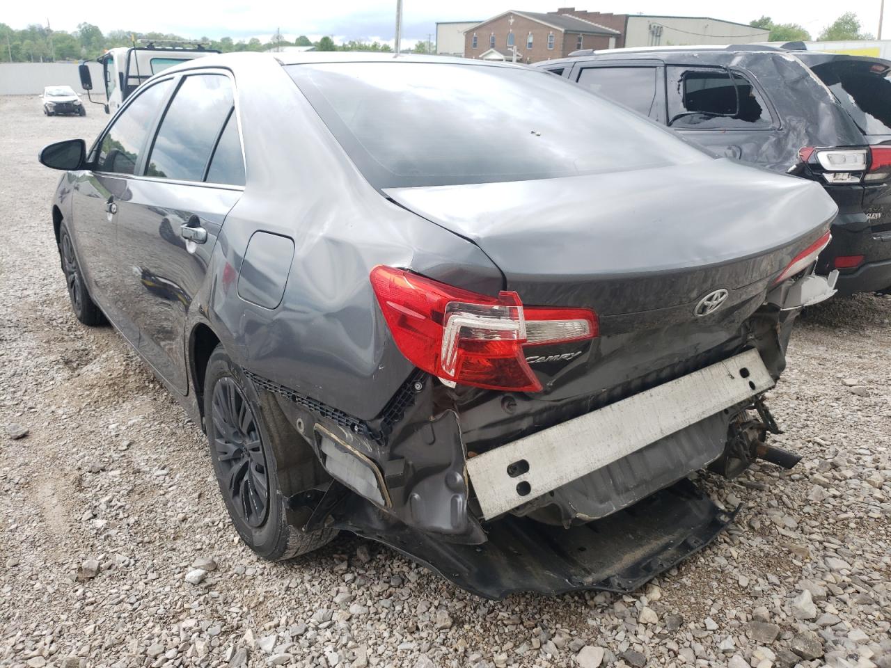 Photo 3 from auction – 2013 TOYOTA CAMRY L with VIN 4T4BF1FK5DR323224