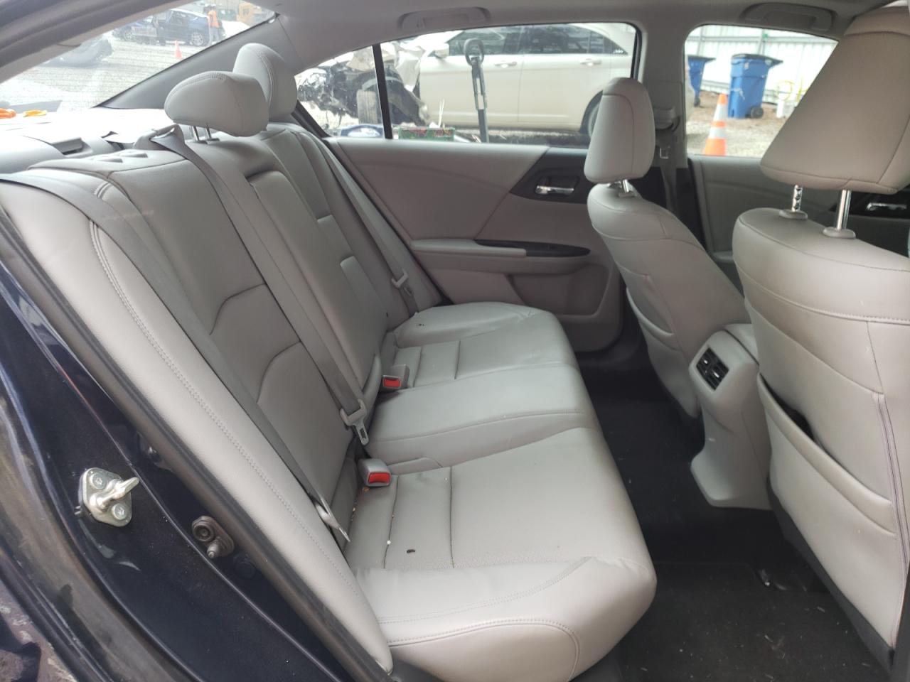 Photo 6 from auction – 2015 HONDA ACCORD EXL with VIN 1HGCR3F80FA008654
