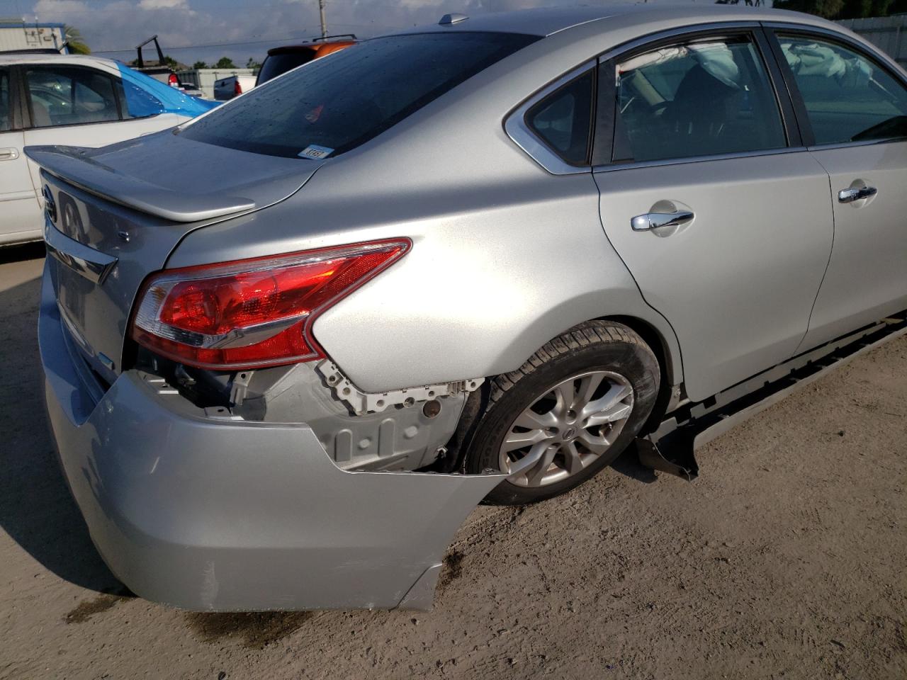 Photo 9 from auction – 2014 NISSAN ALTIMA 2.5 with VIN 1N4AL3AP6EC414355