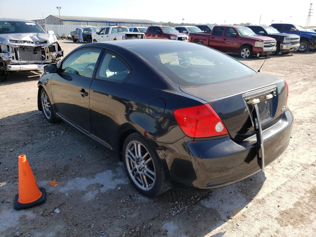Photo 3 from auction – 2006 TOYOTA SCION TC with VIN JTKDE167860075611
