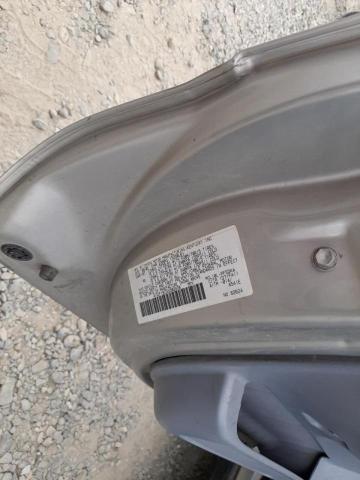 Photo 10 from auction – 2002 TOYOTA SIENNA CE with VIN 4T3ZF19C32U502430