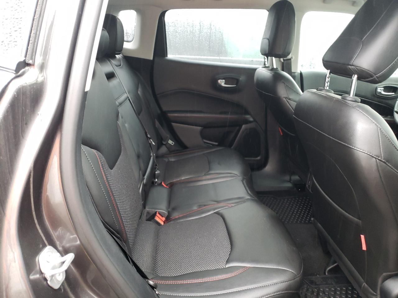 Photo 6 from auction – 2018 JEEP COMPASS TR with VIN 3C4NJDDB0JT342459