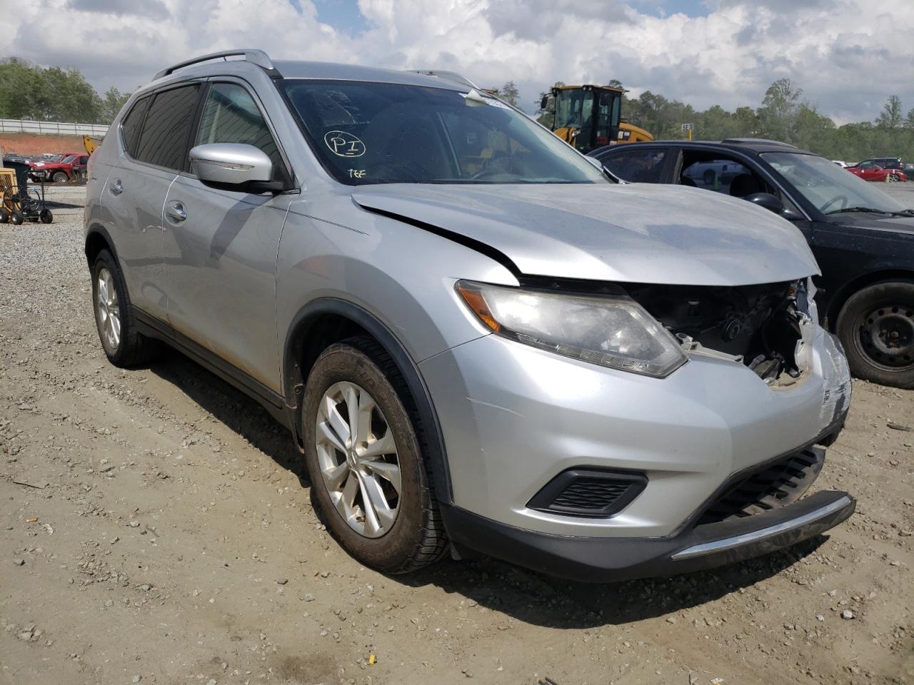Photo 1 from auction – 2015 NISSAN ROGUE S with VIN KNMAT2MV0FP569136