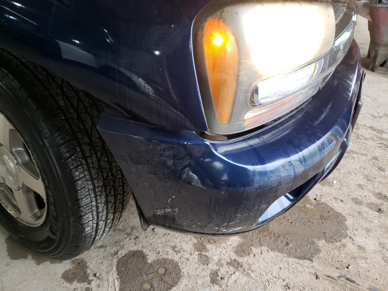 Photo 10 from auction – 2003 CHEVROLET TRAILBLAZE with VIN 1GNDT13S732286330
