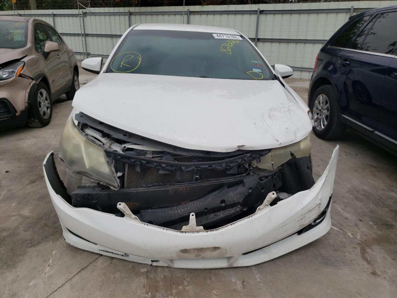 Photo 9 from auction – 2014 TOYOTA CAMRY L with VIN 4T1BF1FK2EU826222