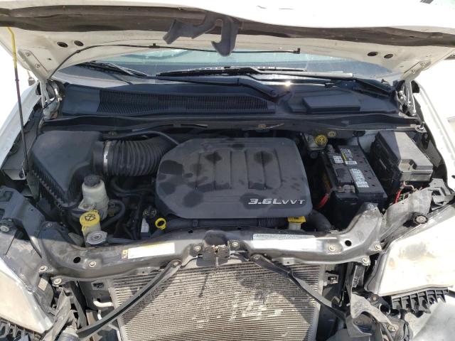 Photo 7 from auction – 2011 CHRYSLER TOWN & COU with VIN 2A4RR8DG2BR784705