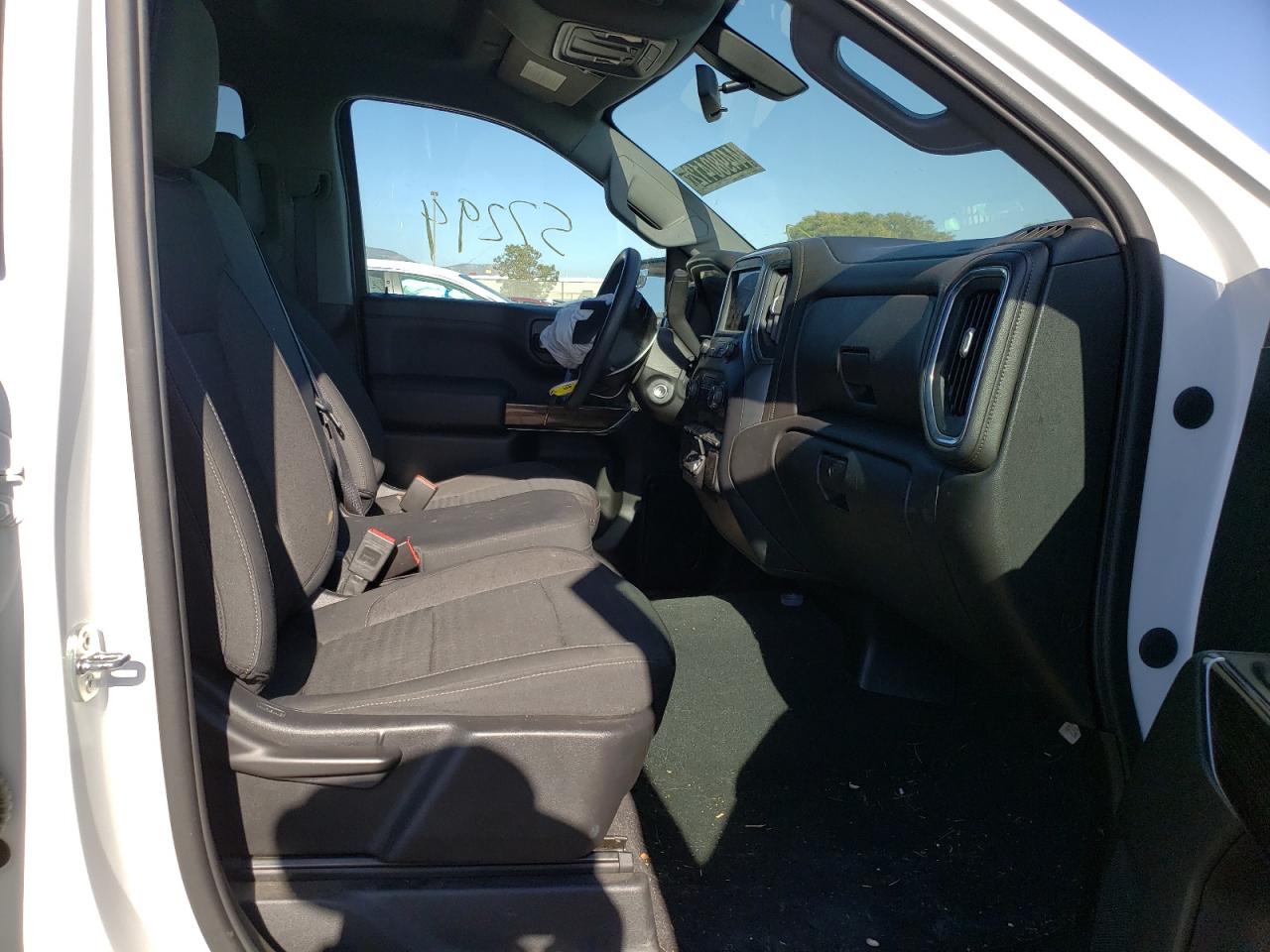 Photo 5 from auction – 2020 CHEVROLET SILVERADO with VIN 1GCRYDED9LZ253319