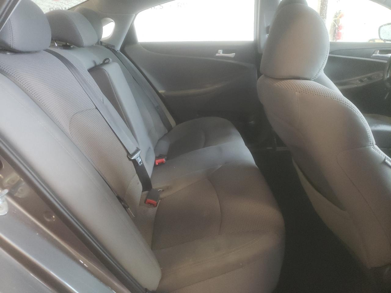 Photo 6 from auction – 2013 HYUNDAI SONATA GLS with VIN 5NPEB4AC2DH685806