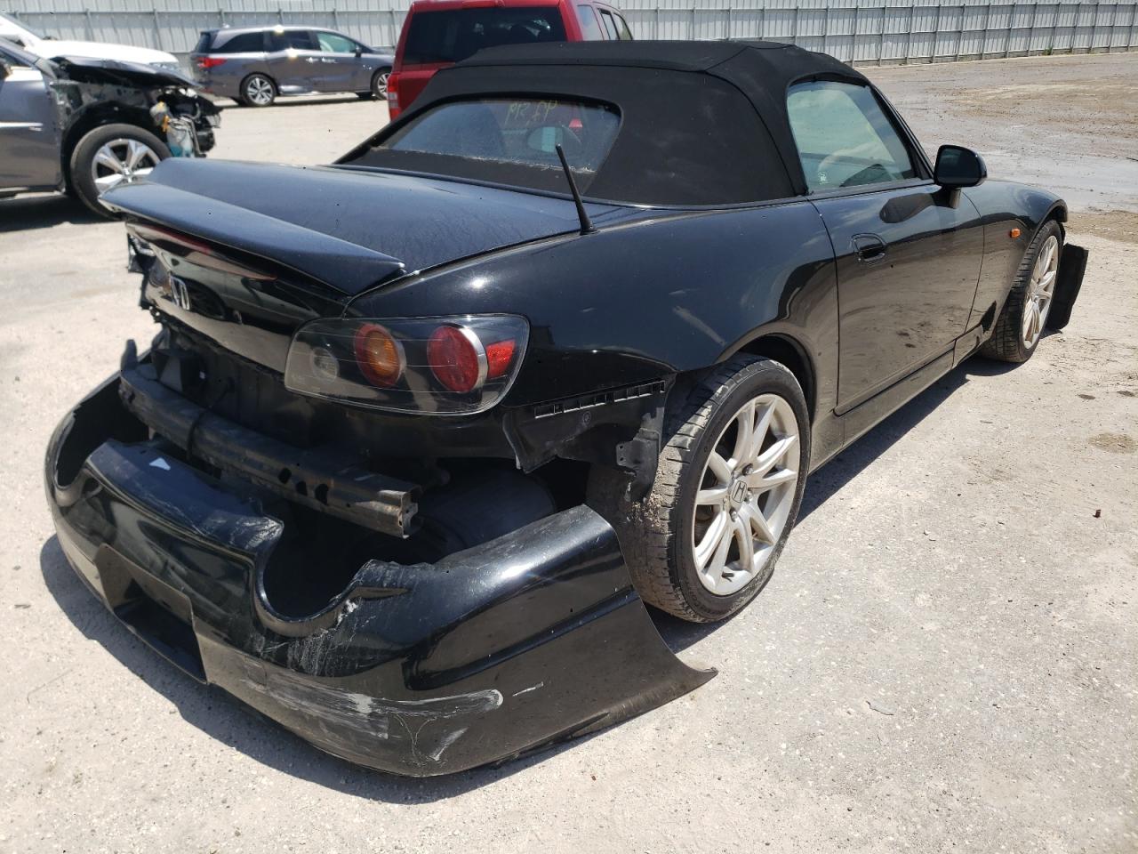 Photo 4 from auction – 2005 HONDA S2000 with VIN JHMAP214X5S004208