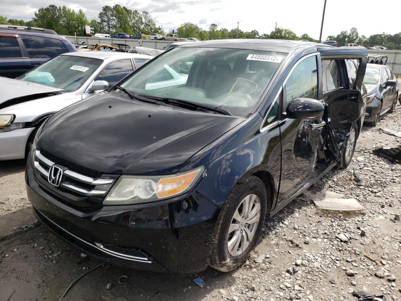 Photo 2 from auction – 2014 HONDA ODYSSEY EX with VIN 5FNRL5H68EB076630