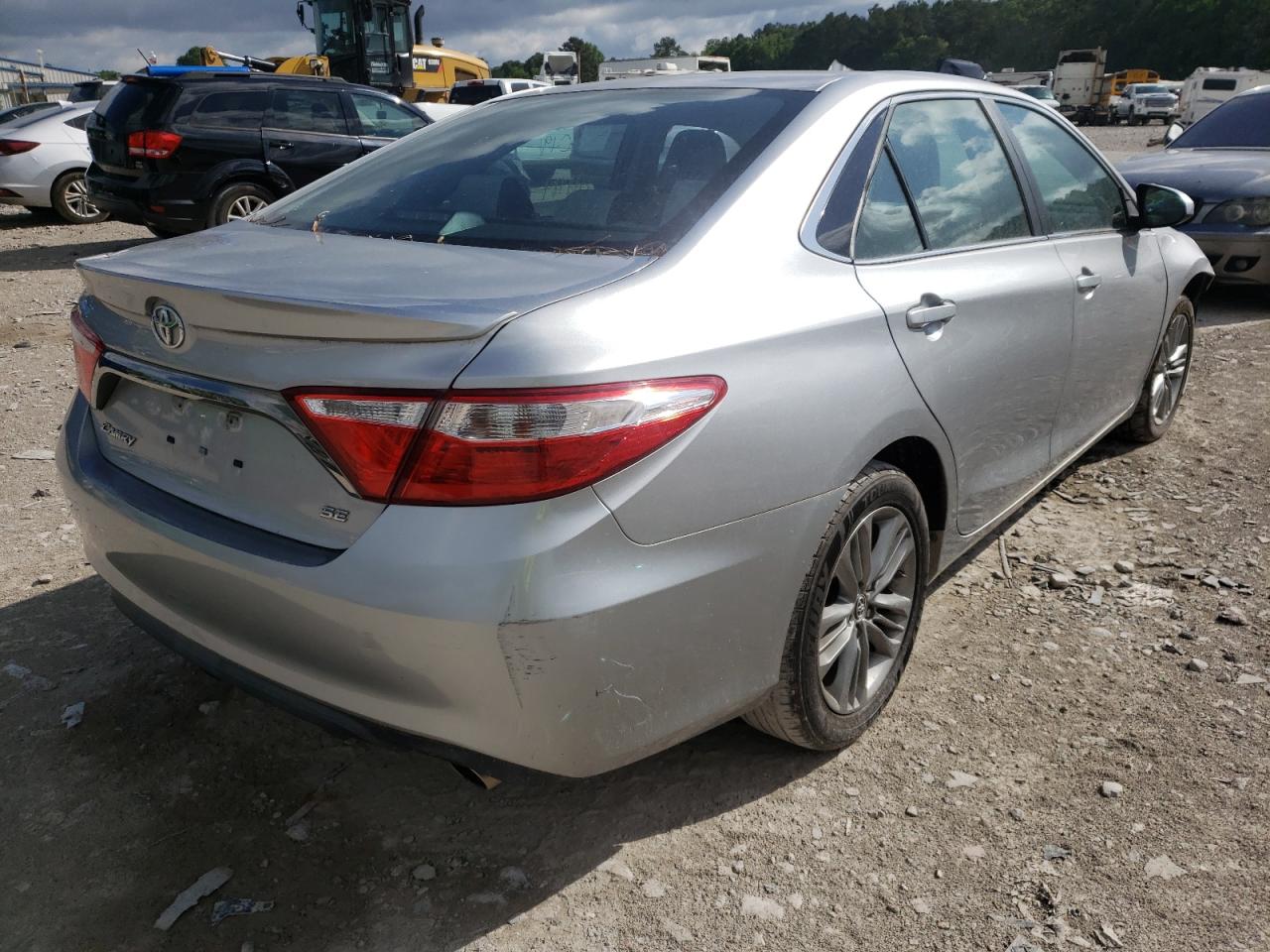 Photo 4 from auction – 2015 TOYOTA CAMRY LE with VIN 4T1BF1FK0FU100599