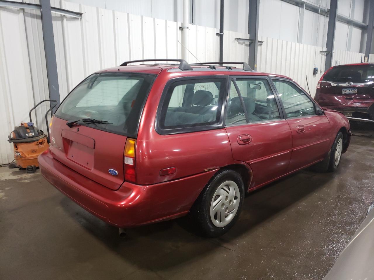 Photo 4 from auction – 1997 FORD ESCORT LX with VIN 3FALP15P7VR112280