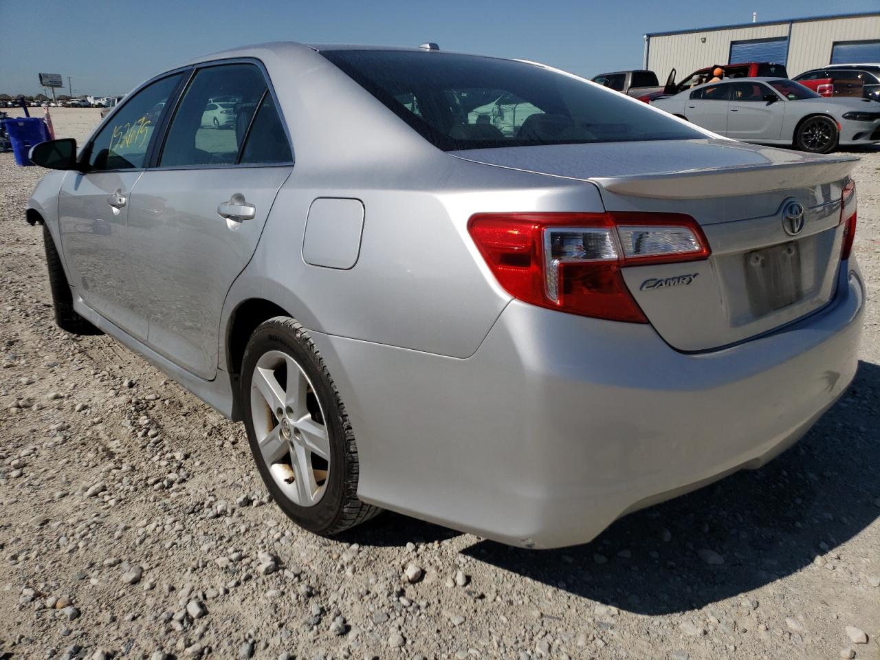 Photo 3 from auction – 2013 TOYOTA CAMRY L with VIN 4T1BF1FK7DU663629