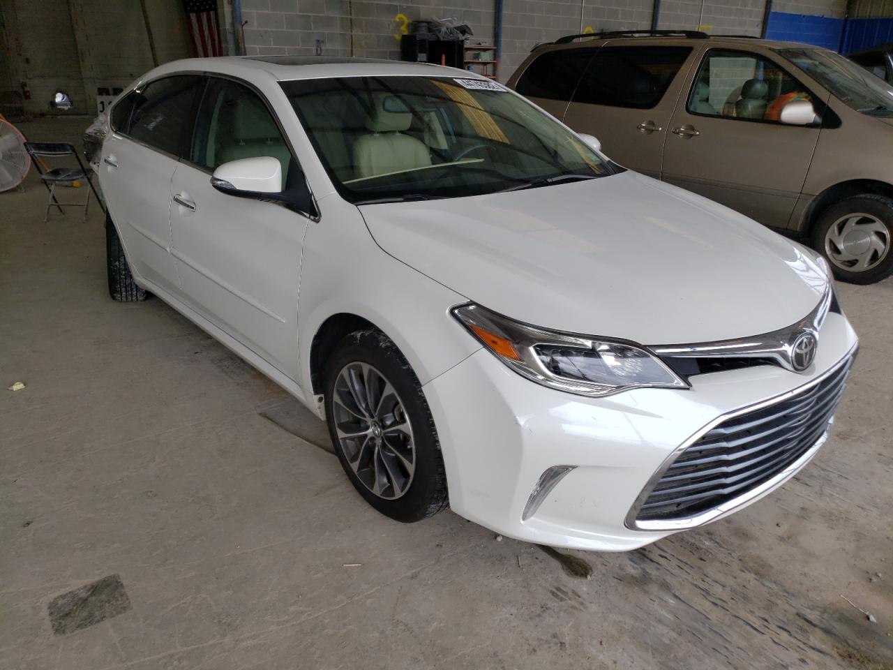 Photo 1 from auction – 2017 TOYOTA AVALON XLE with VIN 4T1BK1EB8HU255658