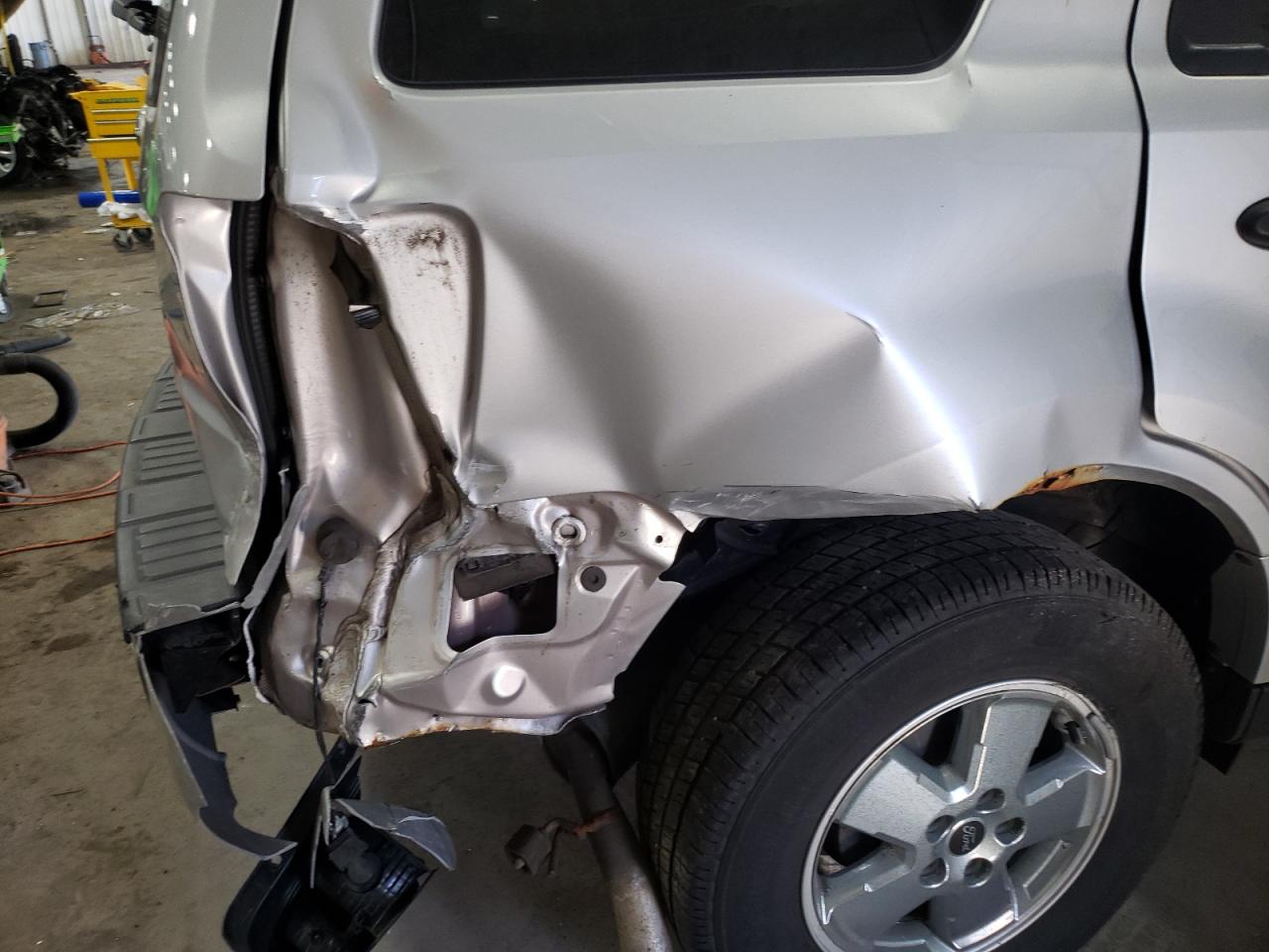 Photo 9 from auction – 2012 FORD ESCAPE XLS with VIN 1FMCU9C78CKB34399