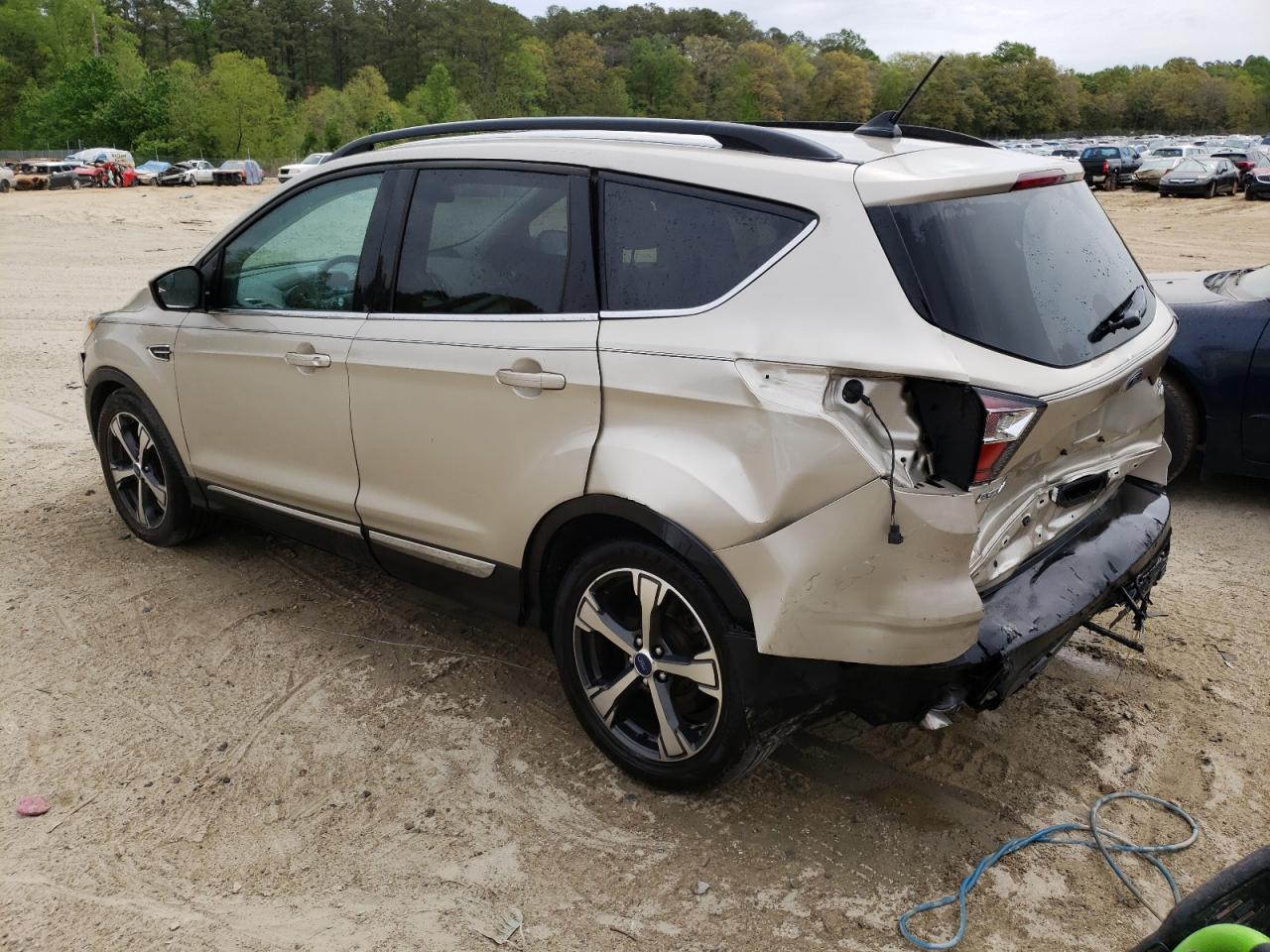 Photo 3 from auction – 2018 FORD ESCAPE SEL with VIN 1FMCU0HD7JUA02407