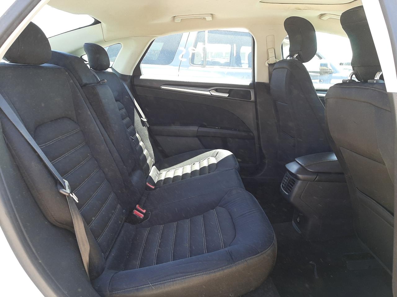 Photo 6 from auction – 2014 FORD FUSION SE with VIN 1FA6P0H70E5359114