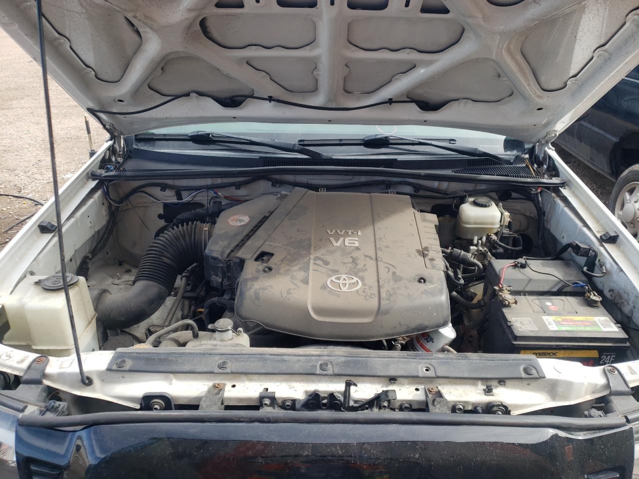 Photo 7 from auction – 2011 TOYOTA TACOMA DOU with VIN 5TFLU4EN8BX010475