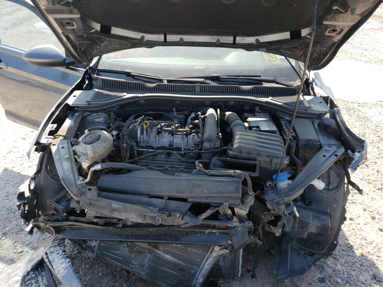 Photo 17 from auction – 2019 VOLKSWAGEN JETTA SEL with VIN 3VWE57BU8KM048309