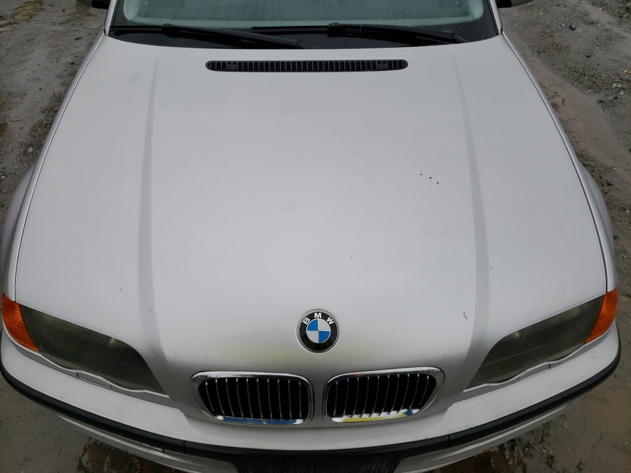 Photo 7 from auction – 2001 BMW 325 I with VIN WBAAV33481FU96781