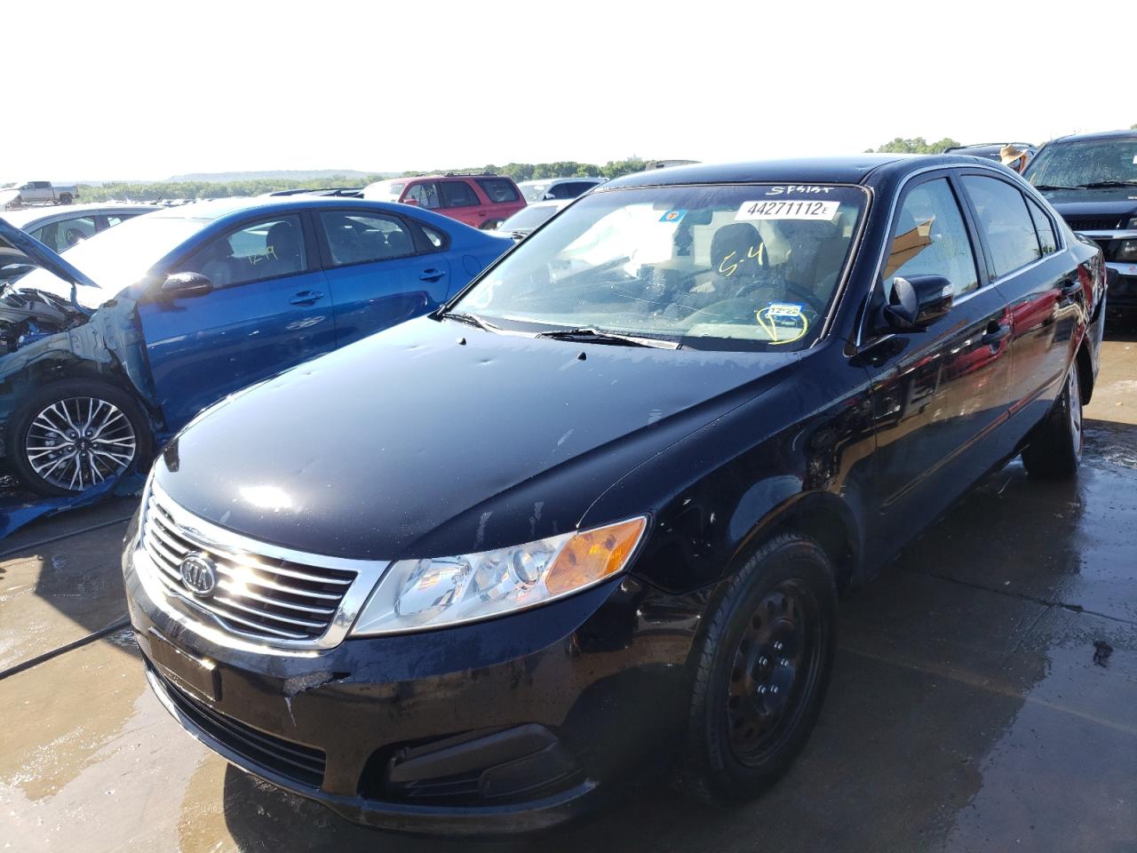 Photo 2 from auction – 2010 KIA OPTIMA LX with VIN KNAGG4A84A5393914