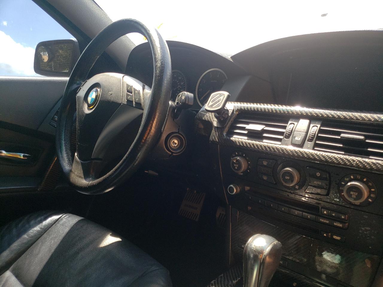 Photo 9 from auction – 2004 BMW 545 I with VIN WBANB33584B109385