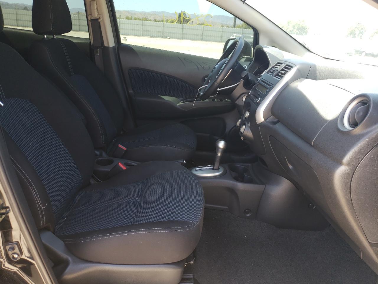 Photo 5 from auction – 2014 NISSAN VERSA NOTE with VIN 3N1CE2CP8EL355126