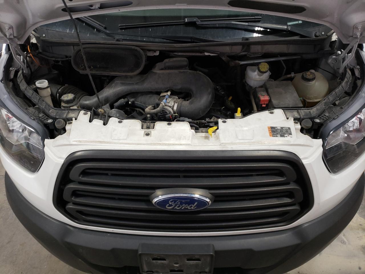 Photo 7 from auction – 2019 FORD TRANSIT T- with VIN 1FTYR2CM4KKB07935