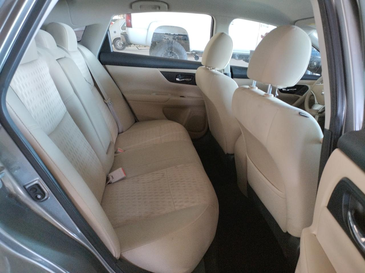 Photo 6 from auction – 2016 NISSAN ALTIMA 2.5 with VIN 1N4AL3AP0GC143473