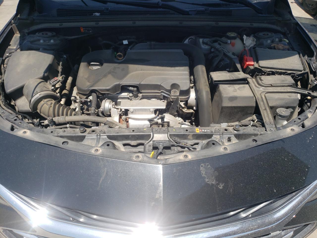 Photo 7 from auction – 2019 CHEVROLET MALIBU LT with VIN 1G1ZD5ST7KF158697