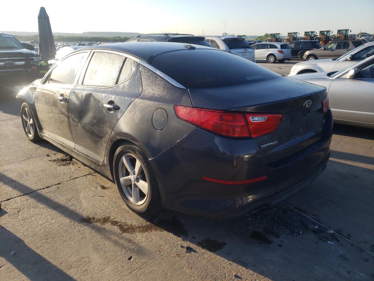 Photo 15 from auction – 2015 KIA OPTIMA LX with VIN KNAGM4A71F5625666