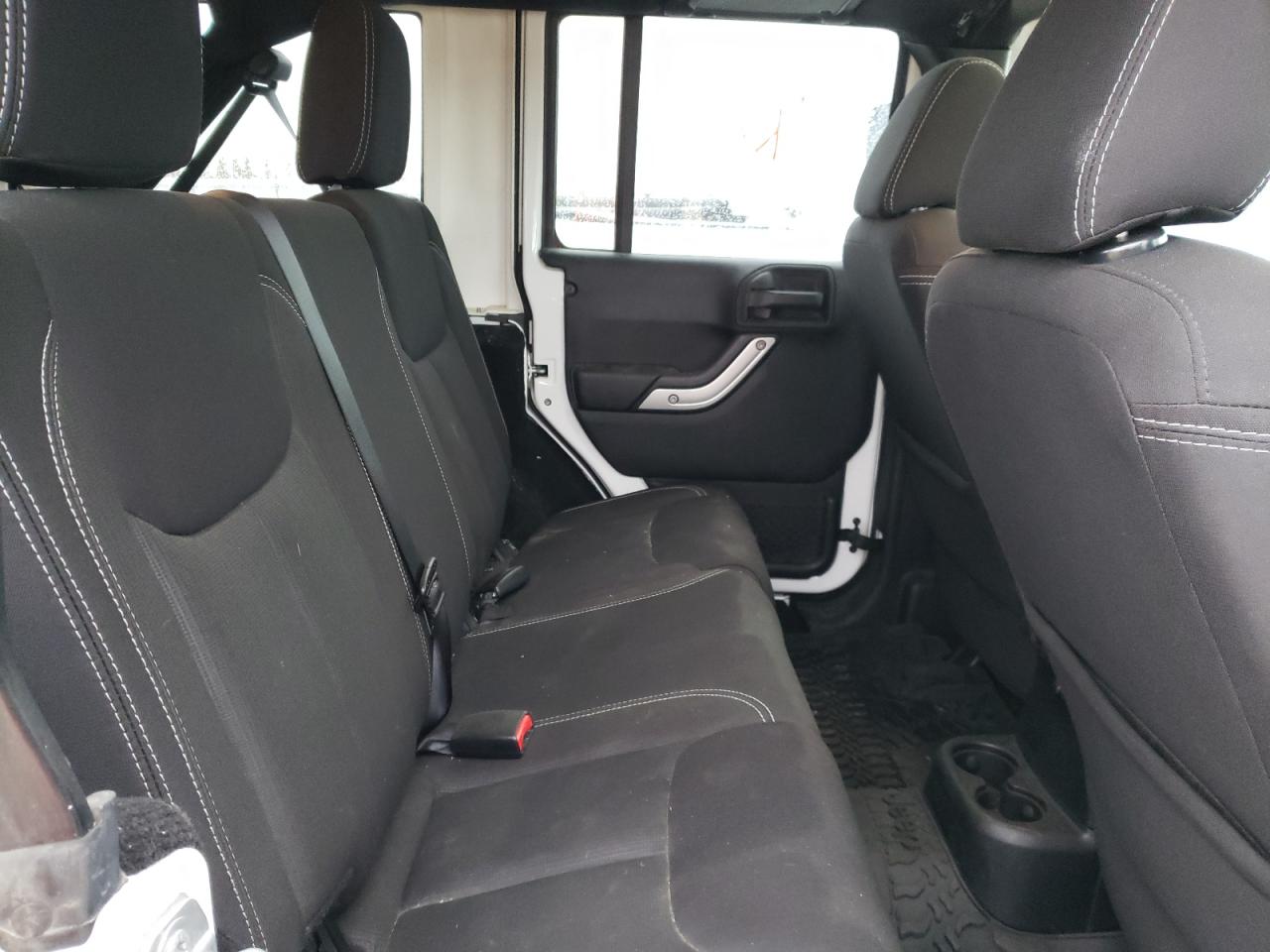 Photo 6 from auction – 2015 JEEP WRANGLER U with VIN 1C4BJWEG1FL511092