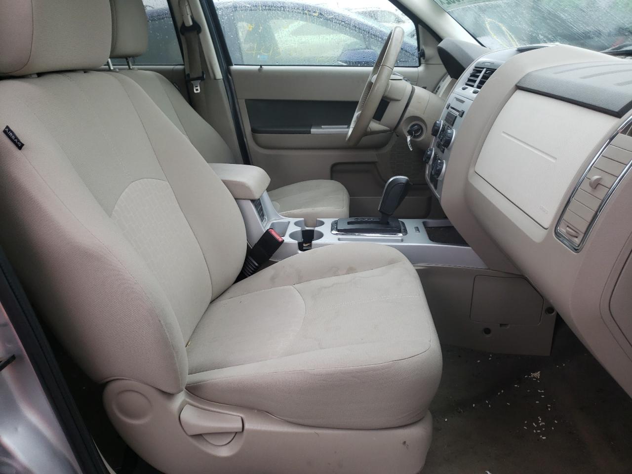 Photo 5 from auction – 2010 MERCURY MARINER with VIN 4M2CN9BG4AKJ09557