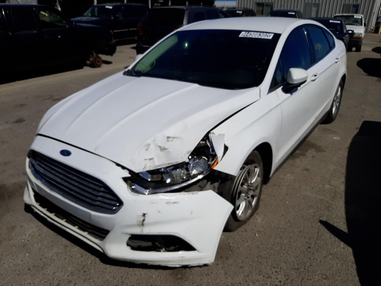 Photo 2 from auction – 2015 FORD FUSION S with VIN 1FA6P0G78F5127718