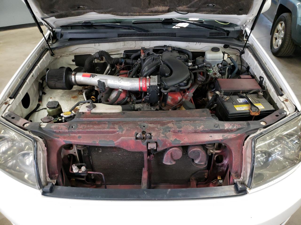 Photo 7 from auction – 2005 TOYOTA 4RUNNER SR with VIN JTEBU14R650058032