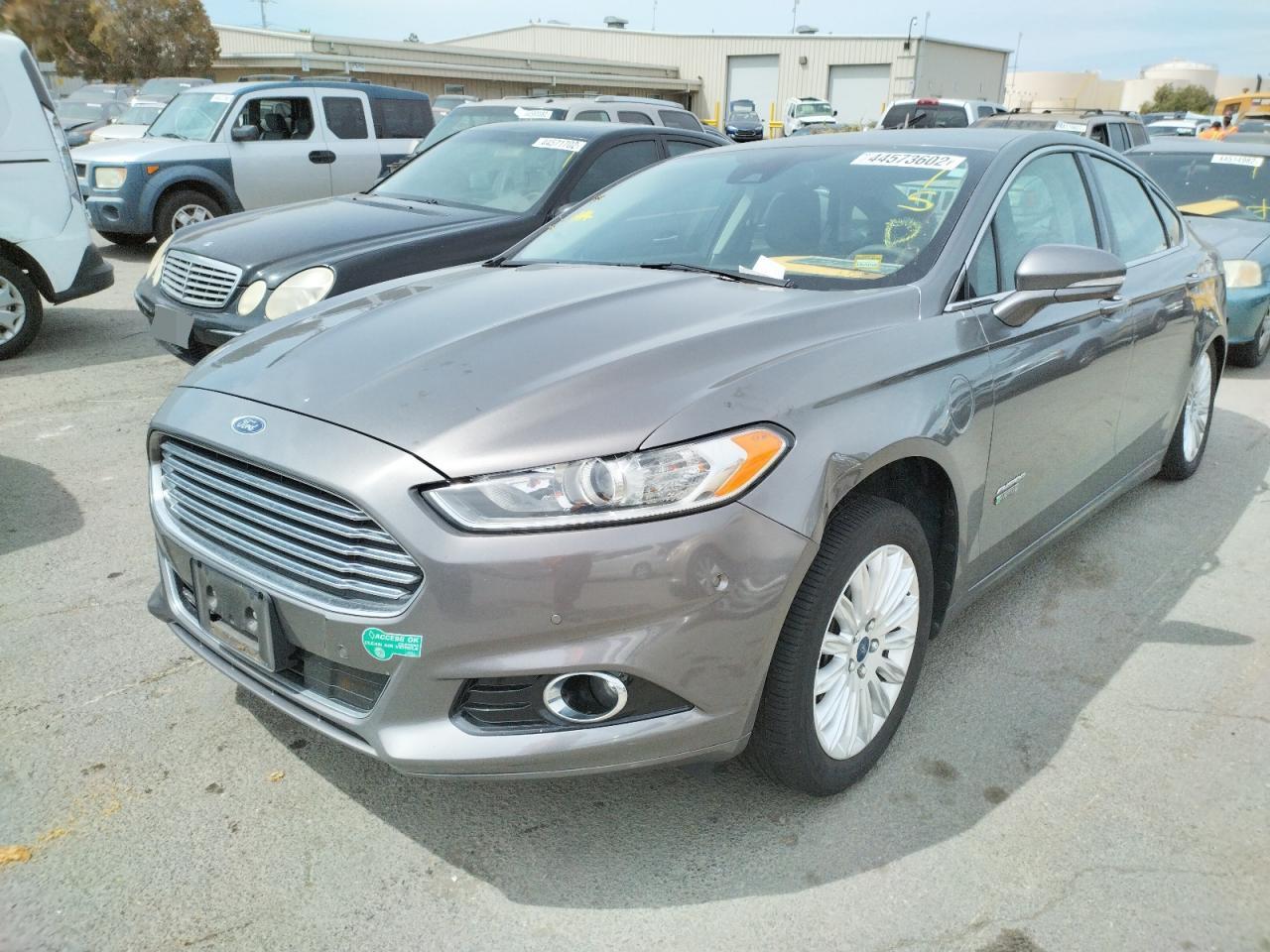 Photo 2 from auction – 2014 FORD FUSION TIT with VIN 3FA6P0SU4ER129751