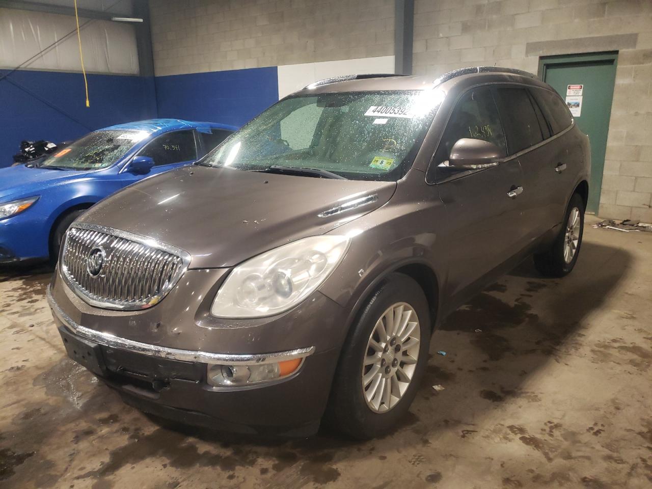 Фото 2 с аукциона – 2010 BUICK ENCLAVE CX с VIN 5GALRAEDXAJ262268