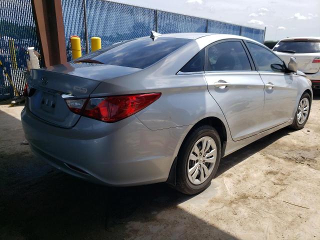 Photo 4 from auction – 2012 HYUNDAI SONATA GLS with VIN 5NPEB4AC4CH433229