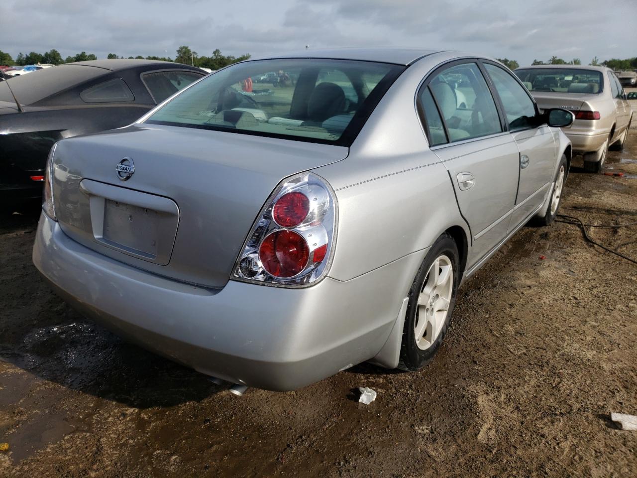 Photo 4 from auction – 2005 NISSAN ALTIMA S with VIN 1N4AL11D45C315169