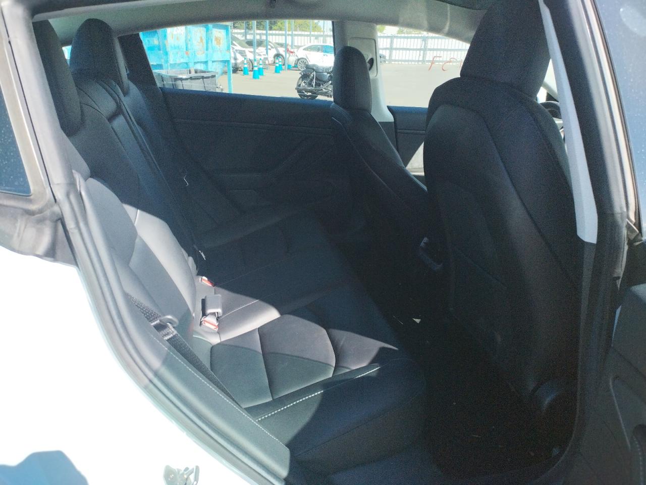 Photo 18 from auction – 2019 TESLA MODEL 3 with VIN 5YJ3E1EA3KF483414