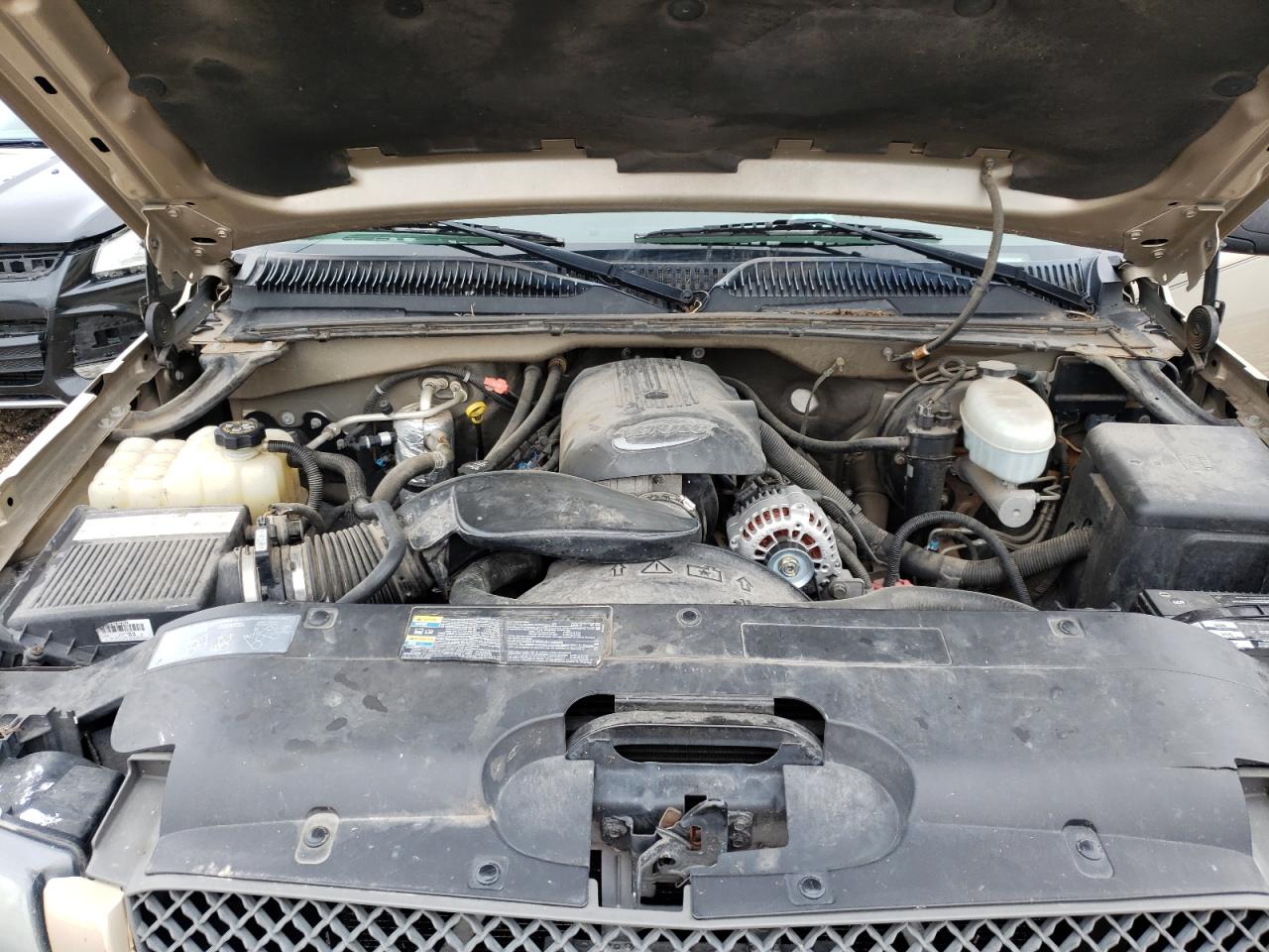 Photo 7 from auction – 2004 CHEVROLET SILVERADO with VIN 2GCEC19T141136583