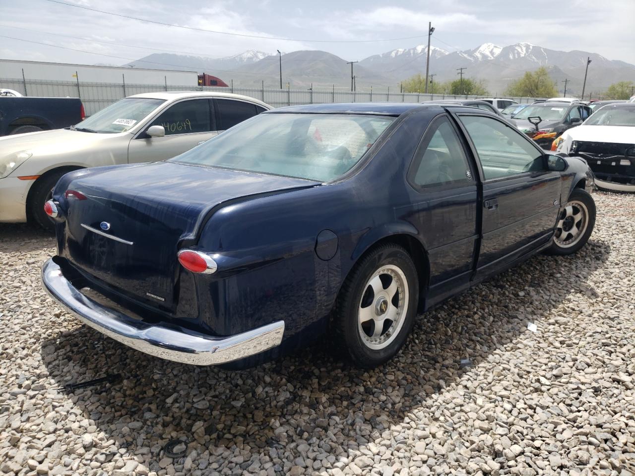 Фото 4 с аукциона – 1990 FORD THUNDERBIR с VIN 1FAPP64R8LH144199