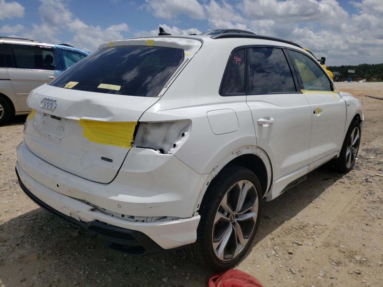 Photo 4 from auction – 2021 AUDI Q3 PREMIUM with VIN WA1DECF31M1038272